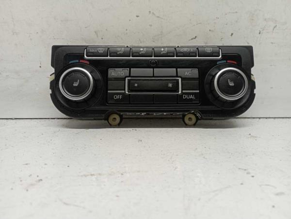 BOUTON DE CHAUFFAGE VW GOLF 6 - Vue 1